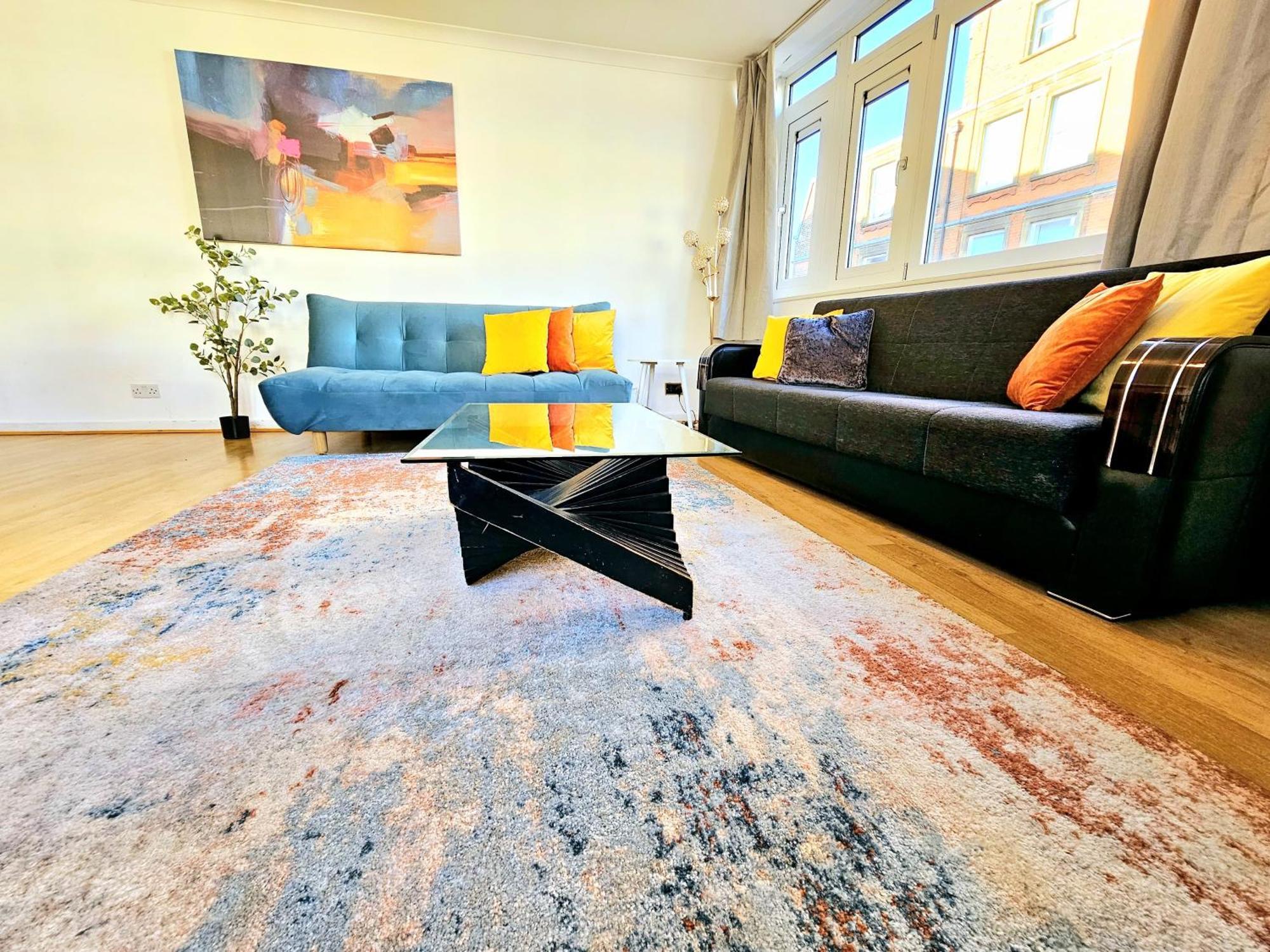 Bright & Spacious Home In Building With Lift, Right Next To Bayswater Station - Walk To Kensington Palace, Hyde Park, Little Venice & Notting Hill London Eksteriør billede